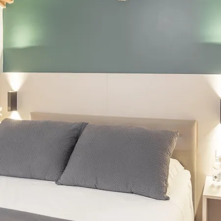 Grand Canal By Wonderful Italy *