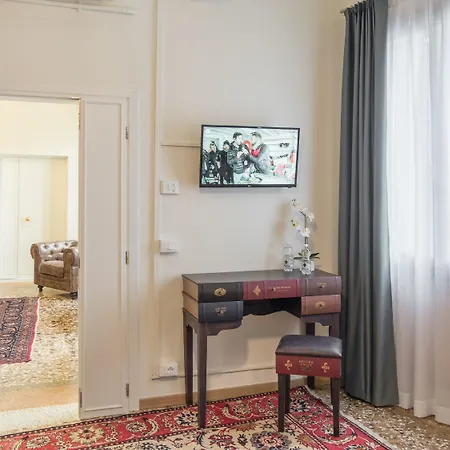 Grand Canal By Wonderful Italy البندقية