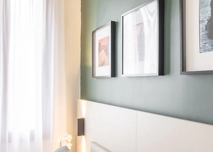 Grand Canal By Wonderful Italy * 威尼斯