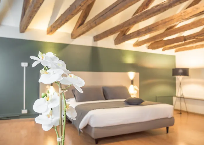 Grand Canal By Wonderful Italy