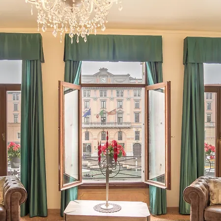 Grand Canal By Wonderful Italy Veneza